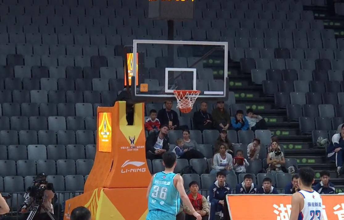 清晨突围战来临;亚特兰大围绕CBA季后赛遗憾出局;管理层满意;身体对抗强度拉满的简单介绍-多宝app下载