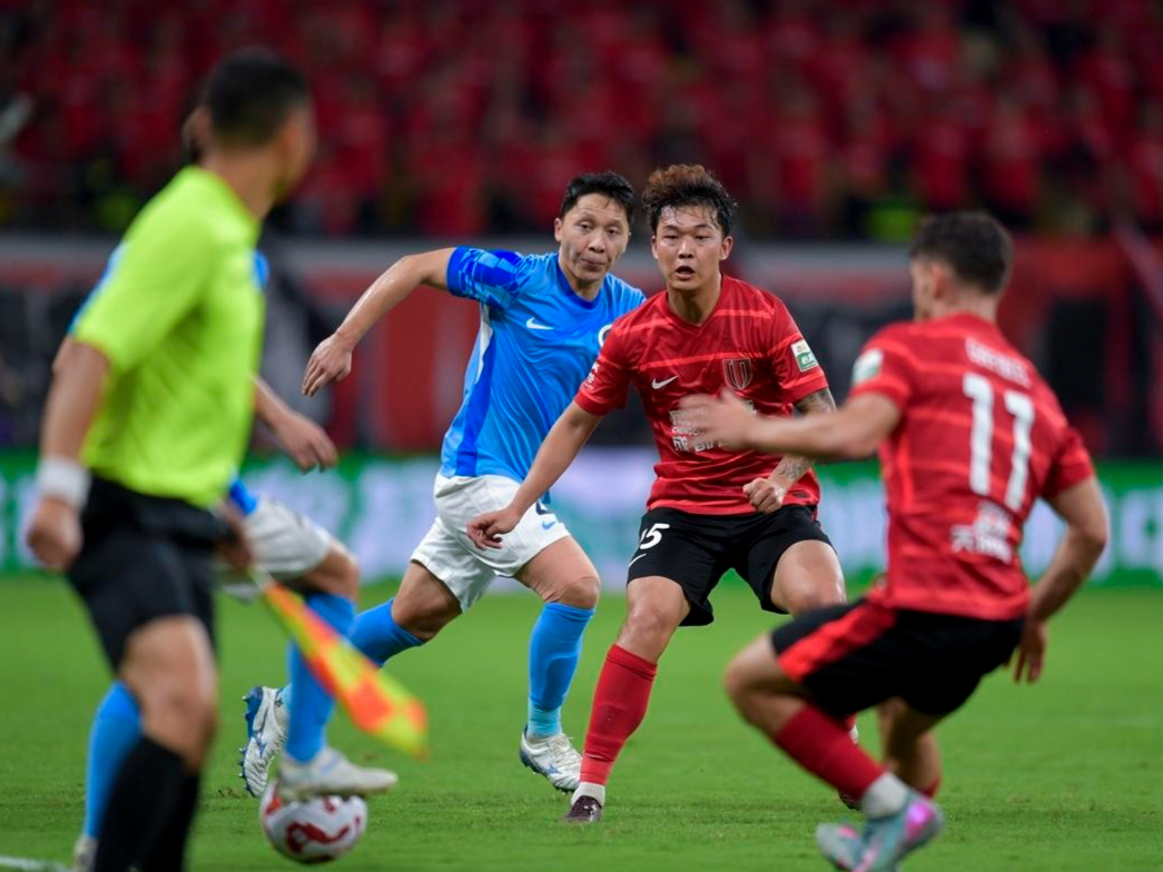 包含关键时刻突围战来临，成都蓉城围绕NBA季后赛单刀错失，气氛紧张，球队文化再被提及的词条-多宝登录入口