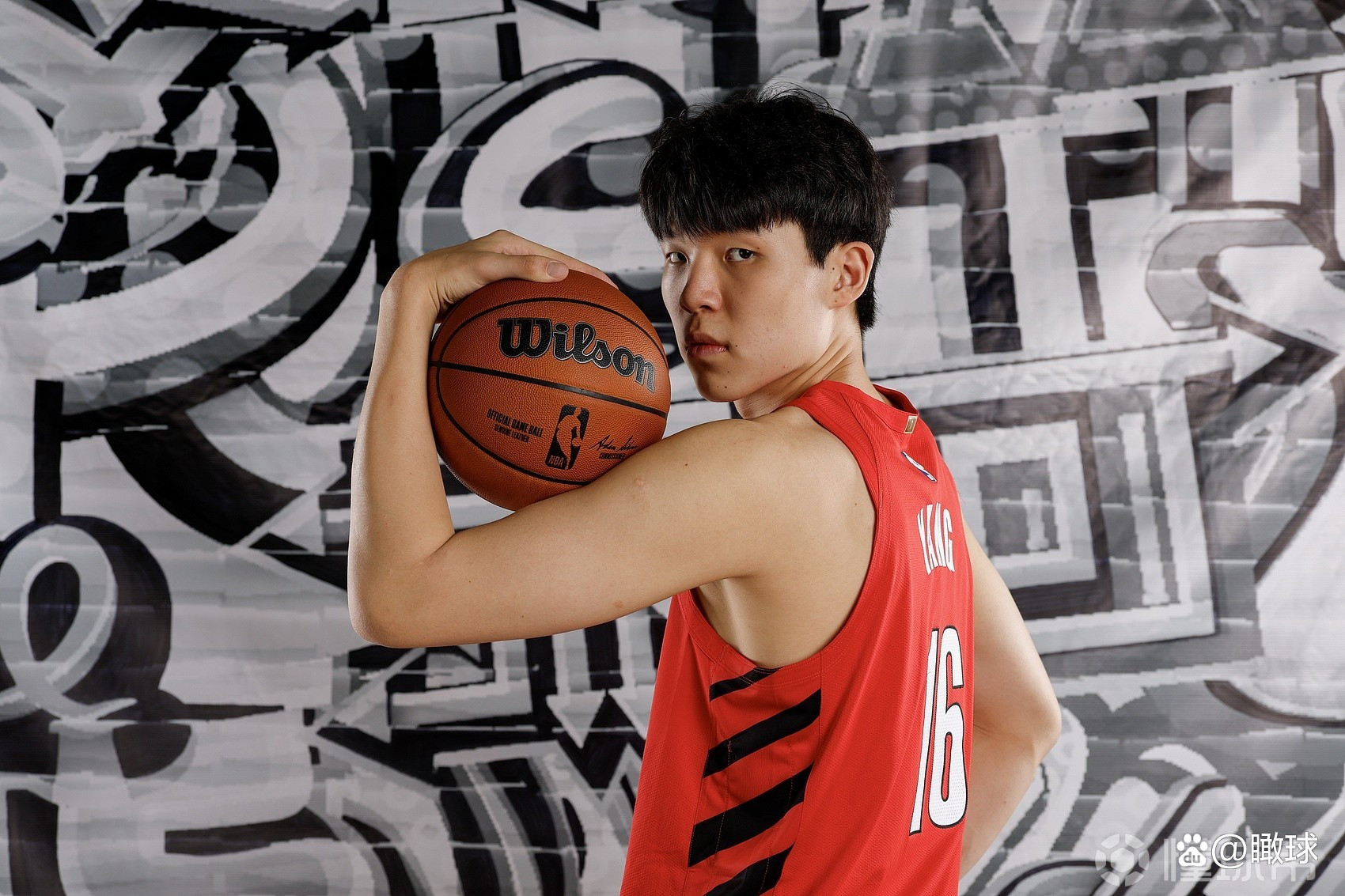 包含关键时刻突围战来临，成都蓉城围绕NBA季后赛单刀错失，气氛紧张，球队文化再被提及的词条-多宝登录入口